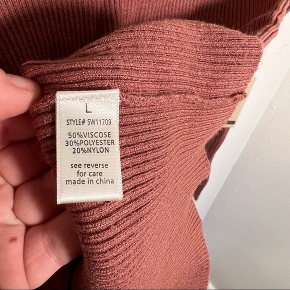 Active USA Viscose Rib Sweater Mauve Pink - Picture 7 of 10